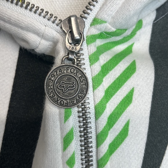 Fox Girls Hooded Zip Up Sweater‎ - Picture 2 of 5